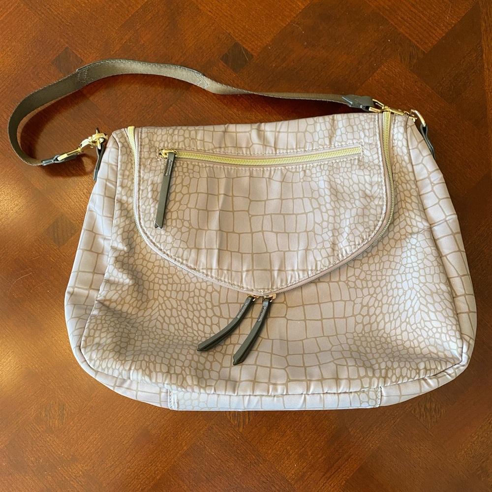 Stella & Dot Lady Boss Neutral Croc Shoulder Bag - excellent condition